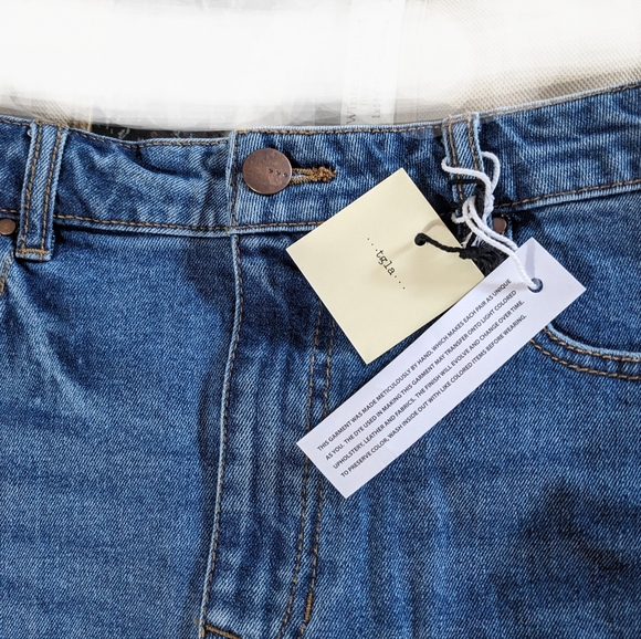 NWT Francesca's Tgla Women's Denim Mini Skirt,Medium Wash Distressed Side Slit,S - Picture 4 of 8